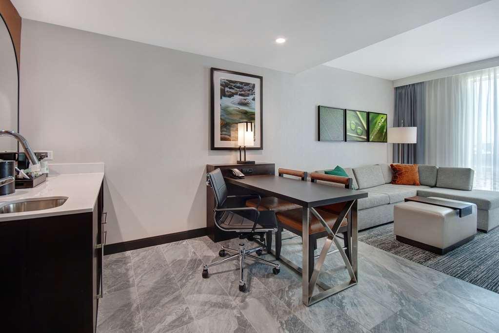 Embassy Suites By Hilton Alpharetta Halcyon Bilik gambar
